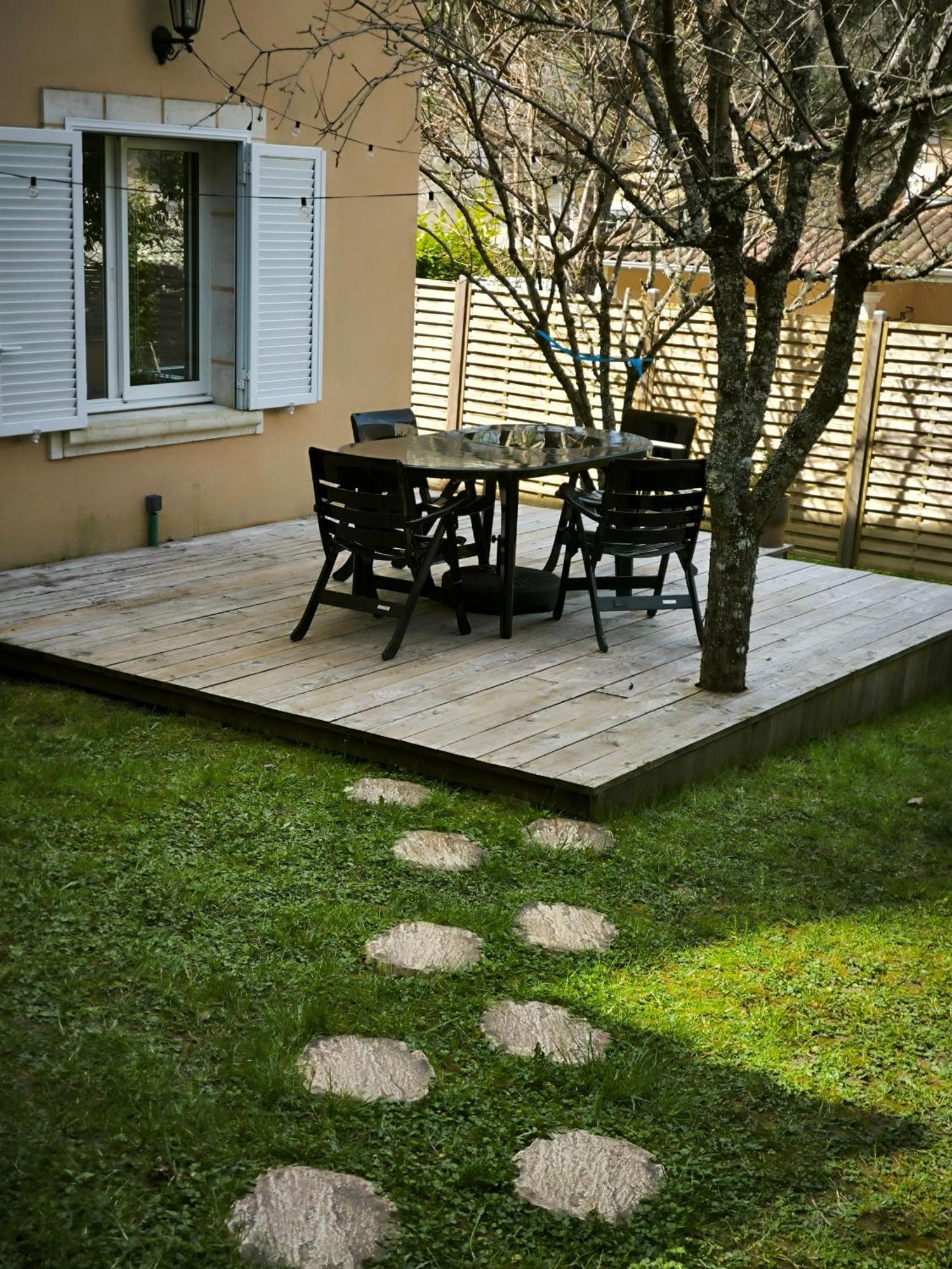 Villa L'Entre-Deux Périgueux Exterior foto